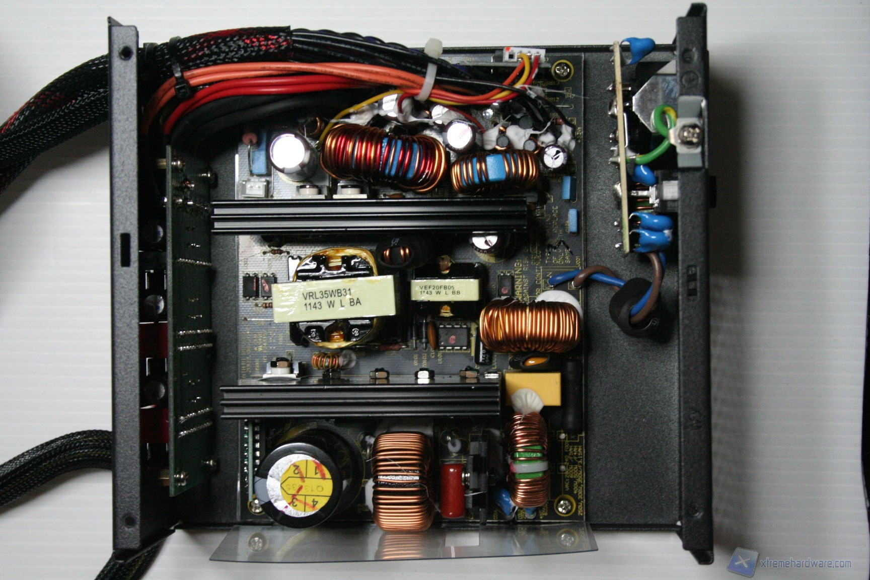 00049 ANTEC HCG-520M WWW.XTREMEHARDWARE.COM